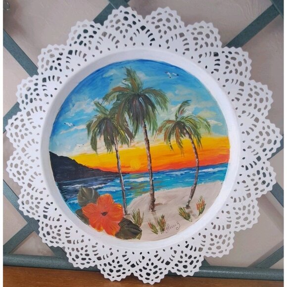 Hand Painted Filigree Edged Tray Multicolor Signed - Picture 7 of 10